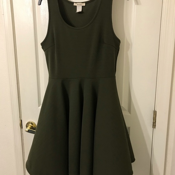 SLEEVELESS DRESS - Picture 1 of 2
